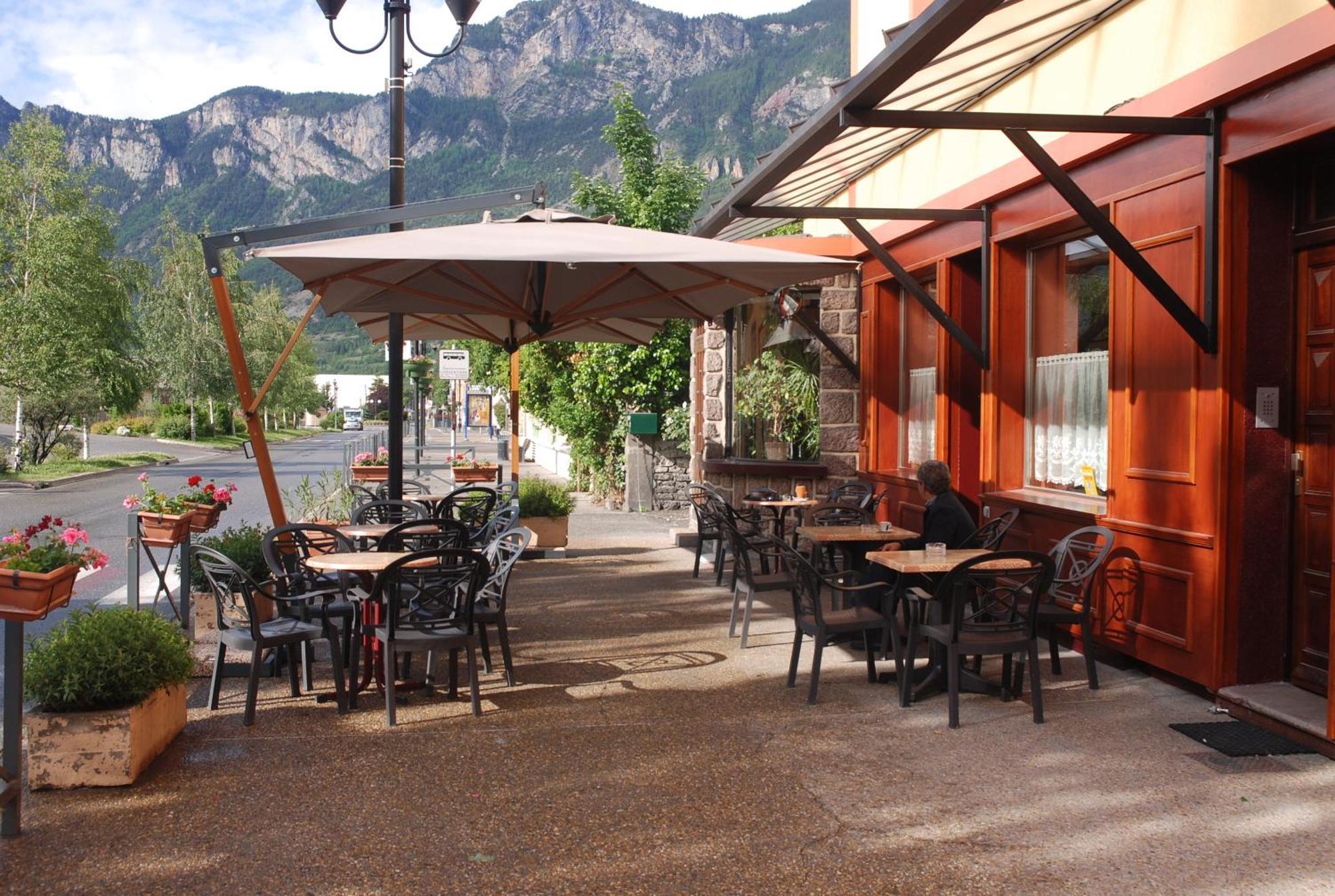 Hotel De La Mairie LʼArgentière-la-Bessée Exterior foto